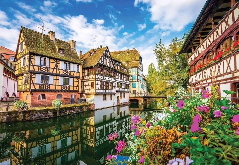 Cheatwell Games - World's Smallest Strasbourg - 1000 Piece Jigsaw Puzzle