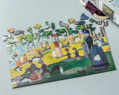 Wentworth - Sunday Afternoon on the Island of La Grande Jeatte - 250 Piece Wooden Jigsaw Puzzle