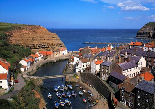 House of Puzzles - Stunning Staithes - 1000 Piece Jigsaw Puzzle